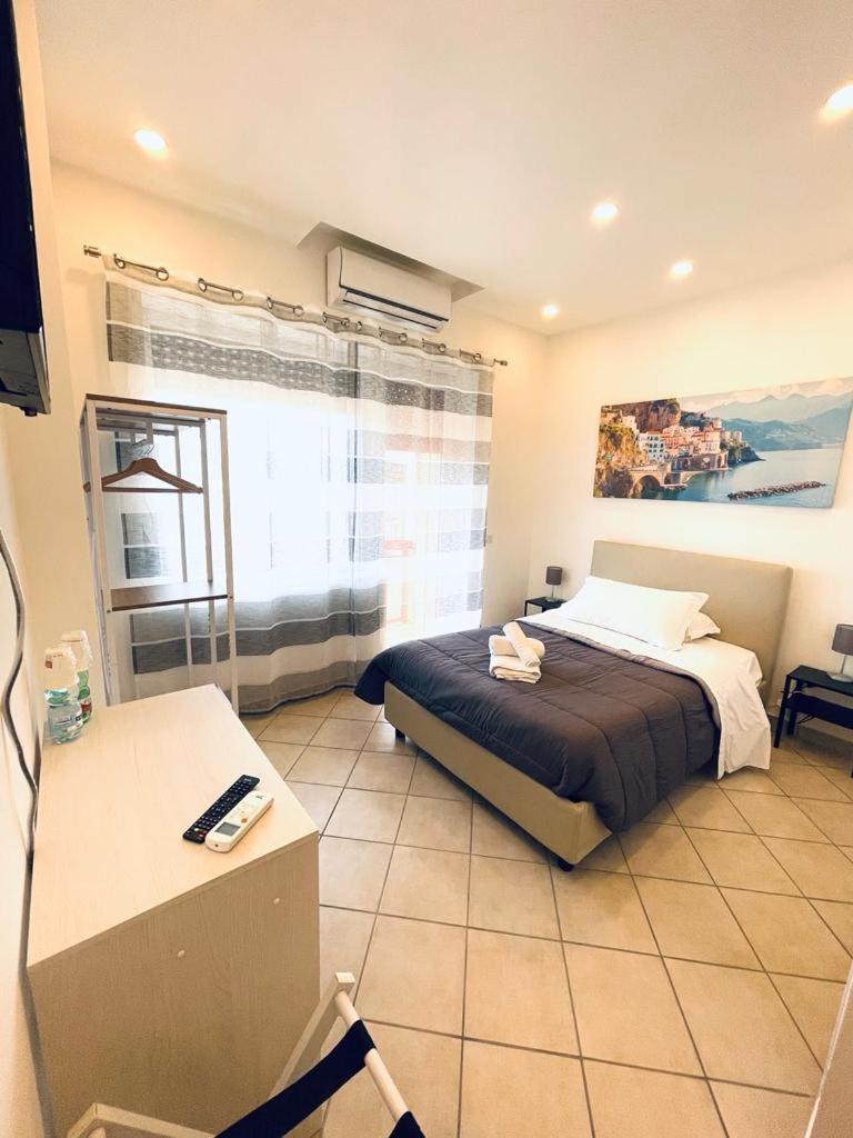 B&B Off Rooms And Relax ナポリ エクステリア 写真